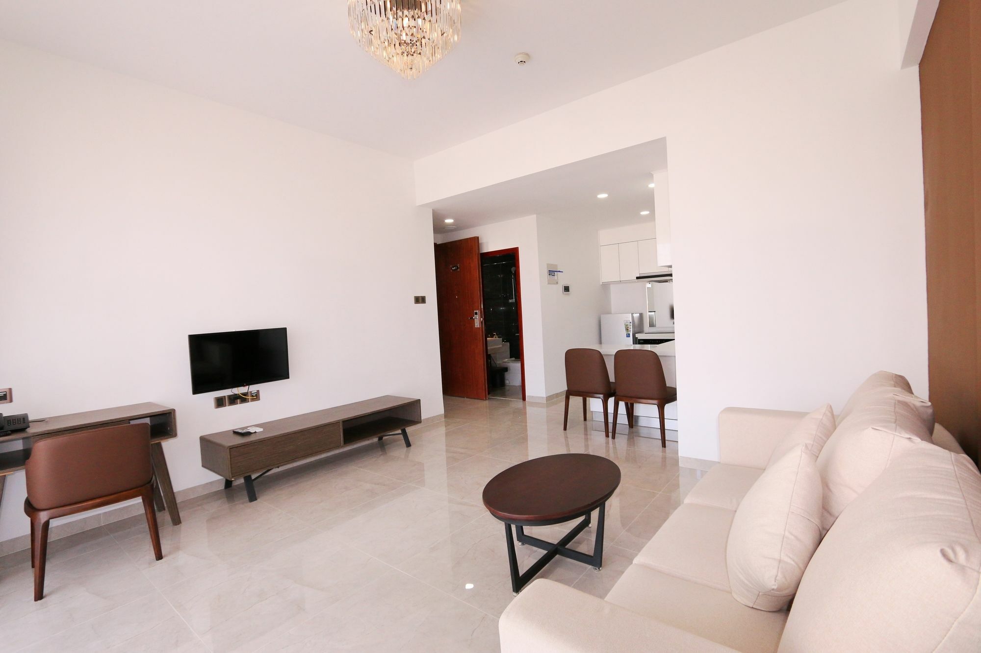 Eastland Hotel & Apartment Phnom Penh Eksteriør billede