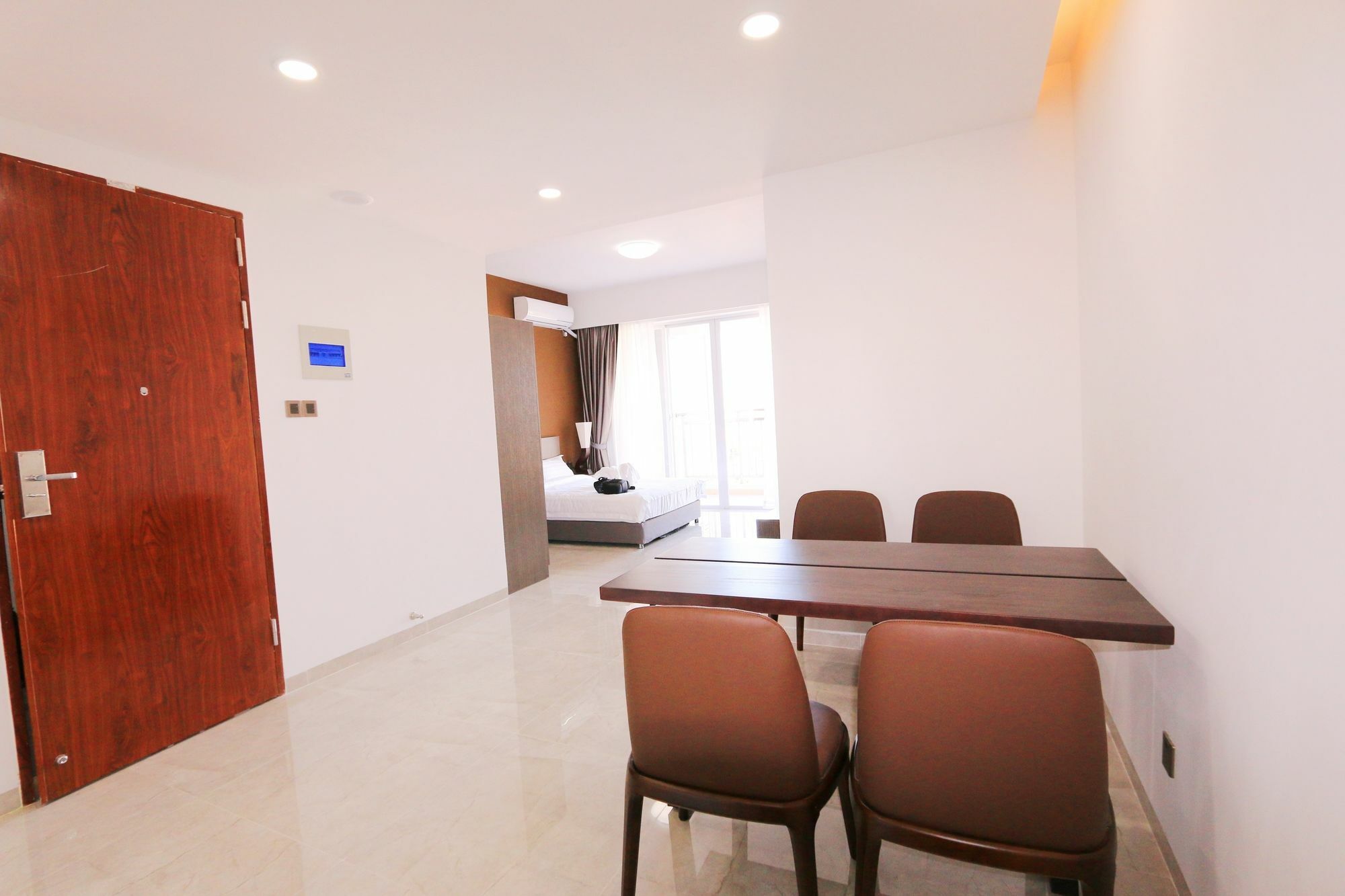 Eastland Hotel & Apartment Phnom Penh Eksteriør billede